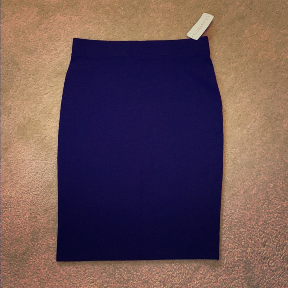 Forever 21 Knee length pencil skirt NWT